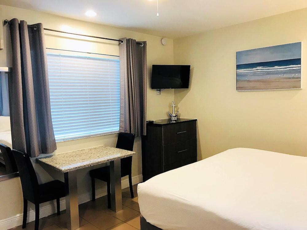 הוליווד Caribbean Resort Suites מראה חיצוני תמונה