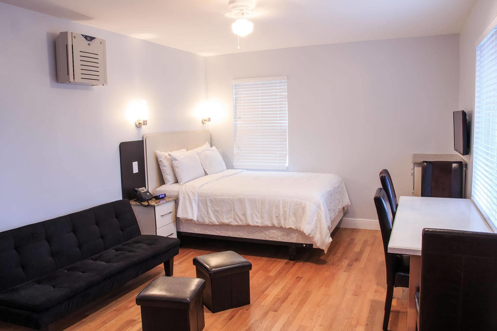 הוליווד Caribbean Resort Suites מראה חיצוני תמונה
