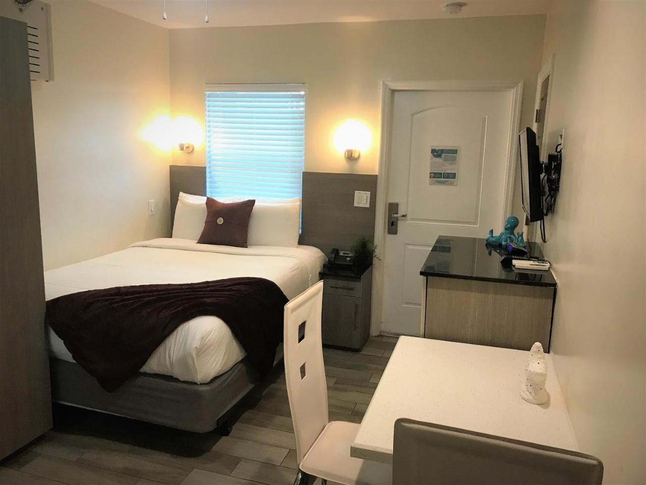 הוליווד Caribbean Resort Suites מראה חיצוני תמונה